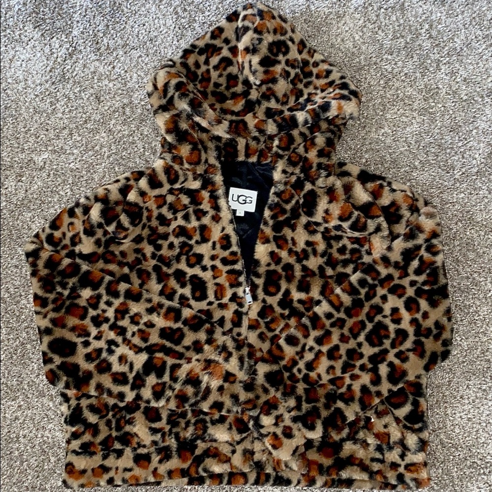 COZY & WARM LEOPARD PRINT JACKET